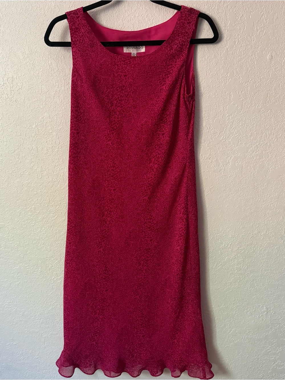 STUDIO I Magenta Pink Tonal Animal Print Sleeveless Ruffle Hem Dress